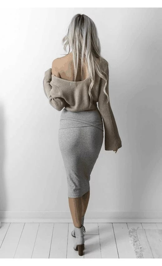 Women's V-Neck Midriff Knit Sweater | European Style Crop Pullover Coat